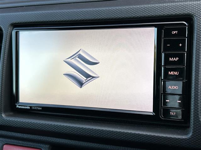 アルトワークス ベースグレード　純正７インチＳＤナビ　純正ＲＥＣＡＲＯシート　バックカメラ　ＥＴＣ　スマートキー　純正１５インチＡＷ　フォグランプ　オートライト　スペアキー　フロアマット　保証書　革巻きステアリング　ＨＩＤライト（9枚目）