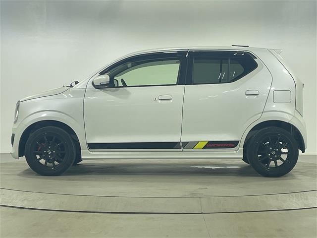 アルトワークス ベースグレード　純正７インチＳＤナビ　純正ＲＥＣＡＲＯシート　バックカメラ　ＥＴＣ　スマートキー　純正１５インチＡＷ　フォグランプ　オートライト　スペアキー　フロアマット　保証書　革巻きステアリング　ＨＩＤライト（32枚目）