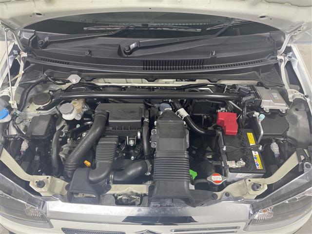 アルトワークス ベースグレード　純正７インチＳＤナビ　純正ＲＥＣＡＲＯシート　バックカメラ　ＥＴＣ　スマートキー　純正１５インチＡＷ　フォグランプ　オートライト　スペアキー　フロアマット　保証書　革巻きステアリング　ＨＩＤライト（42枚目）