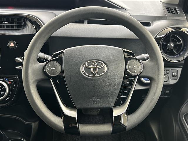 アクア Ｓ　純正ナビ　トヨタセーフティセンス　ＥＴＣ２．０　ＬＥＤライト　ドラレコ　バックカメラ　フロアマット　スペアキー　スマートキー　オートマチックハイビーム　ウィンカーミラー　フォグランプ　車線逸脱警報（4枚目）