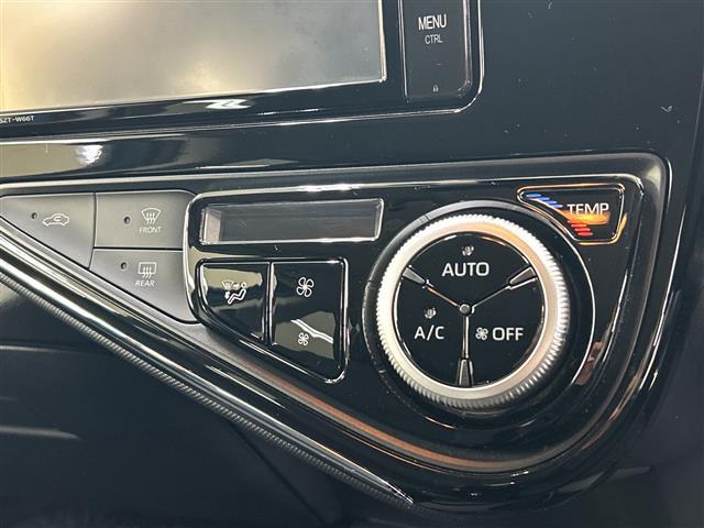 アクア Ｓ　純正ナビ　トヨタセーフティセンス　ＥＴＣ２．０　ＬＥＤライト　ドラレコ　バックカメラ　フロアマット　スペアキー　スマートキー　オートマチックハイビーム　ウィンカーミラー　フォグランプ　車線逸脱警報（13枚目）