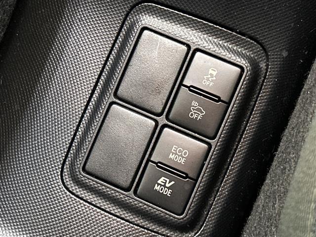 アクア Ｓ　純正ナビ　トヨタセーフティセンス　ＥＴＣ２．０　ＬＥＤライト　ドラレコ　バックカメラ　フロアマット　スペアキー　スマートキー　オートマチックハイビーム　ウィンカーミラー　フォグランプ　車線逸脱警報（16枚目）