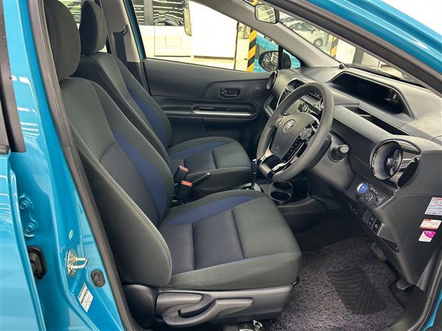 アクア Ｓ　純正ナビ　トヨタセーフティセンス　ＥＴＣ２．０　ＬＥＤライト　ドラレコ　バックカメラ　フロアマット　スペアキー　スマートキー　オートマチックハイビーム　ウィンカーミラー　フォグランプ　車線逸脱警報（23枚目）