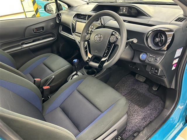 アクア Ｓ　純正ナビ　トヨタセーフティセンス　ＥＴＣ２．０　ＬＥＤライト　ドラレコ　バックカメラ　フロアマット　スペアキー　スマートキー　オートマチックハイビーム　ウィンカーミラー　フォグランプ　車線逸脱警報（24枚目）