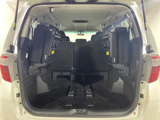 アルファード ２４０Ｓ　社外７型ナビ　両側電動　バックカメラ　ＥＴＣ　Ｂｌｕｅｔｏｏｔｈ　ＨＩＤ　フォグ　フルセグ　純正１８ＡＷ　スマートキー　センターコンソール　バックドアイージークローザー　フロアマット　スペアキー（25枚目）