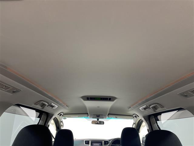 アルファード ２４０Ｓ　社外７型ナビ　両側電動　バックカメラ　ＥＴＣ　Ｂｌｕｅｔｏｏｔｈ　ＨＩＤ　フォグ　フルセグ　純正１８ＡＷ　スマートキー　センターコンソール　バックドアイージークローザー　フロアマット　スペアキー（26枚目）