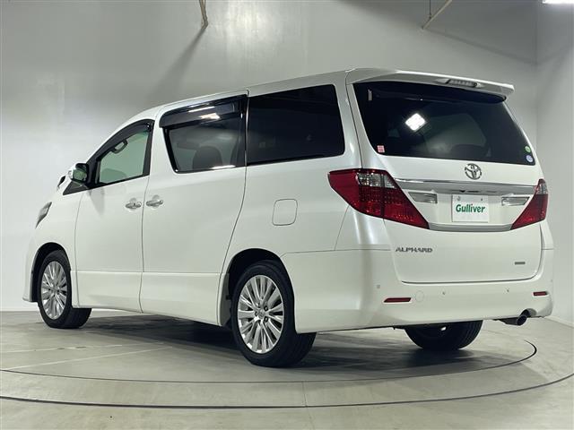 アルファード ２４０Ｓ　社外７型ナビ　両側電動　バックカメラ　ＥＴＣ　Ｂｌｕｅｔｏｏｔｈ　ＨＩＤ　フォグ　フルセグ　純正１８ＡＷ　スマートキー　センターコンソール　バックドアイージークローザー　フロアマット　スペアキー（33枚目）