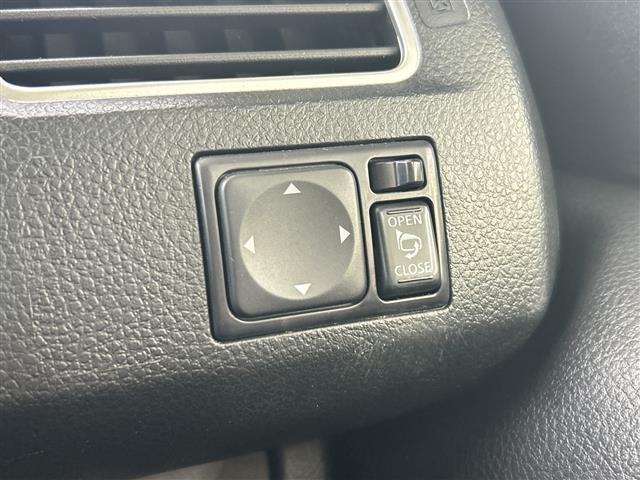 セレナ ハイウェイスターＳ－ＨＶアドバンスドセーフティパック　純正ナビ　全周囲カメラ　両側パワースライドドア　クルーズコントロール　スペアキー１本　純正フロアマット　コーナーセンサー　ＬＥＤヘッドライト　オートライト　レーンキープアシスト　純正１６インチＡＷ（7枚目）