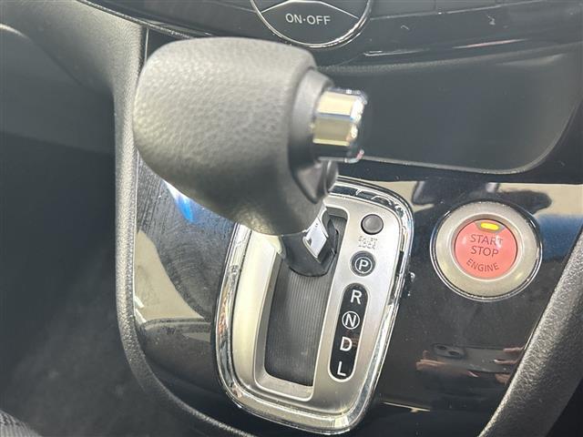 セレナ ハイウェイスターＳ－ＨＶアドバンスドセーフティパック　純正ナビ　全周囲カメラ　両側パワースライドドア　クルーズコントロール　スペアキー１本　純正フロアマット　コーナーセンサー　ＬＥＤヘッドライト　オートライト　レーンキープアシスト　純正１６インチＡＷ（16枚目）