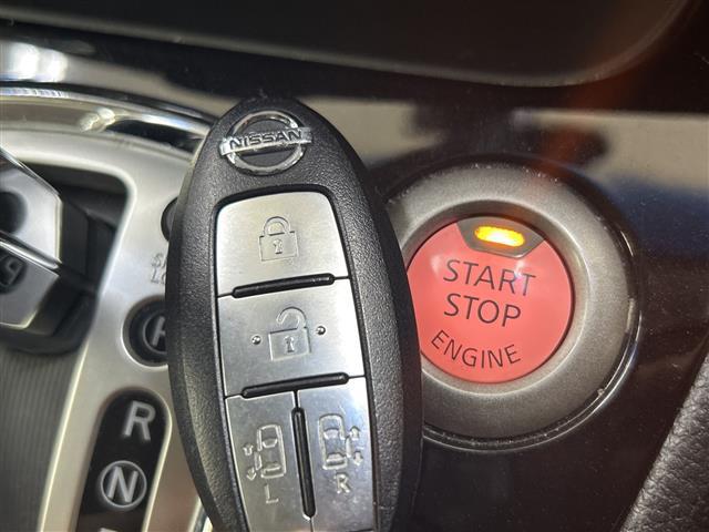 セレナ ハイウェイスターＳ－ＨＶアドバンスドセーフティパック　純正ナビ　全周囲カメラ　両側パワースライドドア　クルーズコントロール　スペアキー１本　純正フロアマット　コーナーセンサー　ＬＥＤヘッドライト　オートライト　レーンキープアシスト　純正１６インチＡＷ（20枚目）