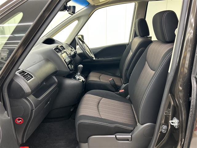 セレナ ハイウェイスターＳ－ＨＶアドバンスドセーフティパック　純正ナビ　全周囲カメラ　両側パワースライドドア　クルーズコントロール　スペアキー１本　純正フロアマット　コーナーセンサー　ＬＥＤヘッドライト　オートライト　レーンキープアシスト　純正１６インチＡＷ（31枚目）