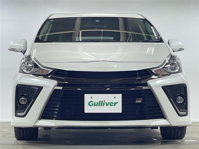 プリウスアルファ Ｓツーリングセレクション・ＧＲスポーツ　純正９インチＳＤナビ　バックカメラ　ＥＴＣ　ドラレコ　ＬＥＤヘッドライト　スマートキー　純正１８インチＡＷ　　ハーフレザーシート　フォグ＆リアフォグランプ　スペアキー　取扱説明書　専用大径マフラー（31枚目）