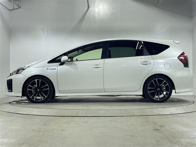 プリウスアルファ Ｓツーリングセレクション・ＧＲスポーツ　純正９インチＳＤナビ　バックカメラ　ＥＴＣ　ドラレコ　ＬＥＤヘッドライト　スマートキー　純正１８インチＡＷ　　ハーフレザーシート　フォグ＆リアフォグランプ　スペアキー　取扱説明書　専用大径マフラー（33枚目）