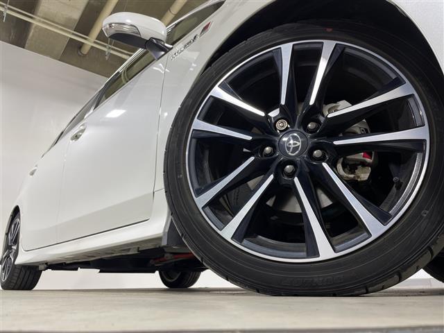 プリウスアルファ Ｓツーリングセレクション・ＧＲスポーツ　純正９インチＳＤナビ　バックカメラ　ＥＴＣ　ドラレコ　ＬＥＤヘッドライト　スマートキー　純正１８インチＡＷ　　ハーフレザーシート　フォグ＆リアフォグランプ　スペアキー　取扱説明書　専用大径マフラー（40枚目）