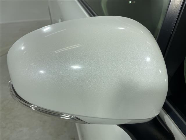 プリウスアルファ Ｓツーリングセレクション・ＧＲスポーツ　純正９インチＳＤナビ　バックカメラ　ＥＴＣ　ドラレコ　ＬＥＤヘッドライト　スマートキー　純正１８インチＡＷ　　ハーフレザーシート　フォグ＆リアフォグランプ　スペアキー　取扱説明書　専用大径マフラー（41枚目）