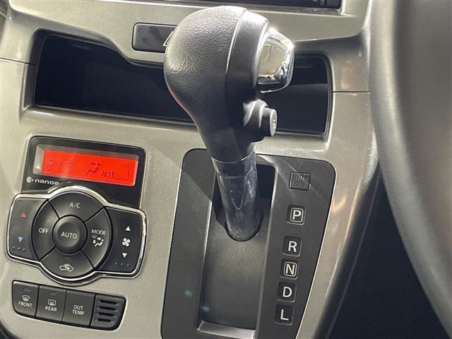 ソリオ ハイブリッドＭＺ　社外７インチＨＤＤナビ　両側パワースライドドア　ＬＥＤヘッドライト　スマートキー　純正１５インチＡＷ　アイドリングストップ　オートライト　電動格納ミラー　プッシュスタート　フロアマット　フォグランプ（15枚目）