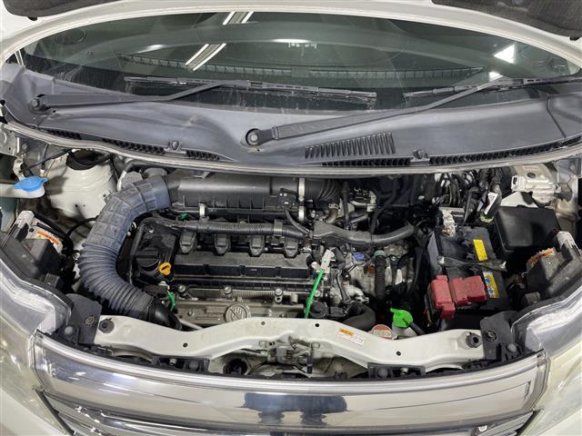 ソリオ ハイブリッドＭＺ　社外７インチＨＤＤナビ　両側パワースライドドア　ＬＥＤヘッドライト　スマートキー　純正１５インチＡＷ　アイドリングストップ　オートライト　電動格納ミラー　プッシュスタート　フロアマット　フォグランプ（42枚目）