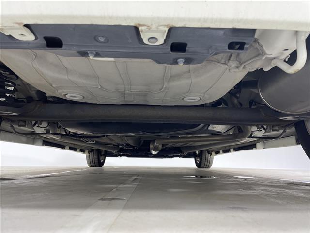 ソリオ ハイブリッドＭＺ　社外７インチＨＤＤナビ　両側パワースライドドア　ＬＥＤヘッドライト　スマートキー　純正１５インチＡＷ　アイドリングストップ　オートライト　電動格納ミラー　プッシュスタート　フロアマット　フォグランプ（43枚目）