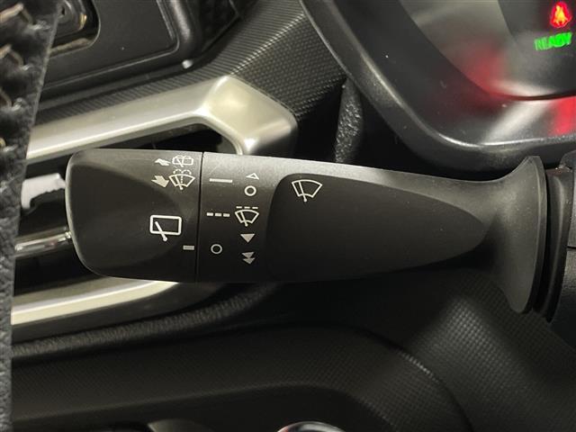 ライズ Ｚ　純正７型ナビ　Ｂカメラ　スマートアシスト　アダプティブクルーズコントロール　ＡＣ１００Ｖ電源　シートヒーター　前後コーナーセンサー　Ｂｌｕｅｔｏｏｔｈ　ＴＶ　ＬＥＤヘッドライト　ビルトインＥＴＣ２．０（17枚目）