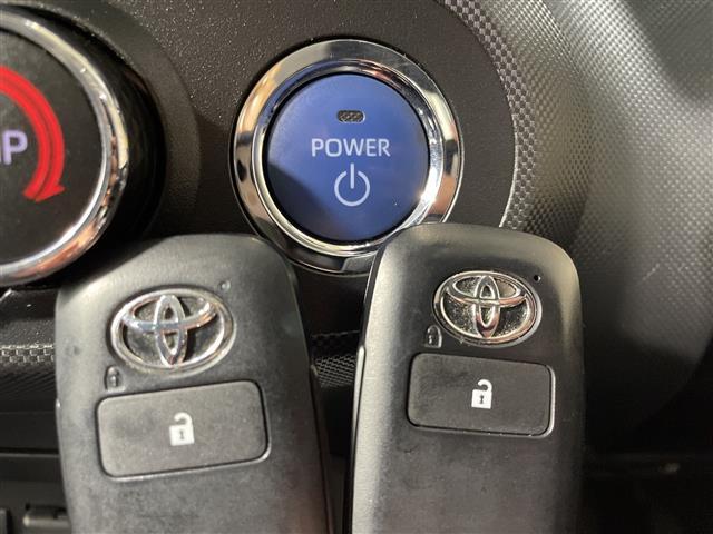 ライズ Ｚ　純正７型ナビ　Ｂカメラ　スマートアシスト　アダプティブクルーズコントロール　ＡＣ１００Ｖ電源　シートヒーター　前後コーナーセンサー　Ｂｌｕｅｔｏｏｔｈ　ＴＶ　ＬＥＤヘッドライト　ビルトインＥＴＣ２．０（19枚目）