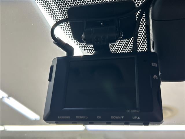 ヴェルファイアハイブリッド Ｖ　Ｌエディション　純正ＤＡ　ツインムーンルーフ　ドラレコ前後　トヨタセーフティセンス　追従クルコン　バックカメラ　ＥＴＣ　ＬＥＤ　両側パワースライドドア　ステアリングヒーター　スマートキー　フロアマット　シートヒーター（9枚目）