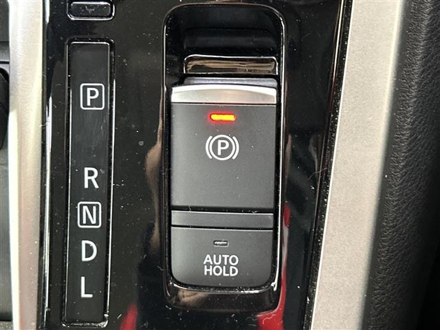 セレナ ハイウェイスター　プロパイロットエディション　純正９インチＳＤナビ　両側パワースライド　後席モニター　プロパイロット　バックカメラ　ＬＥＤ　ＥＴＣ　スマートキー　追従クルコン　純正１６インチＡＷ　オートライト　フロアマット　スペアキー　取扱説明書（8枚目）