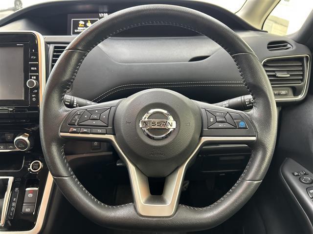 セレナ ハイウェイスター　プロパイロットエディション　純正９インチＳＤナビ　両側パワースライド　後席モニター　プロパイロット　バックカメラ　ＬＥＤ　ＥＴＣ　スマートキー　追従クルコン　純正１６インチＡＷ　オートライト　フロアマット　スペアキー　取扱説明書（10枚目）