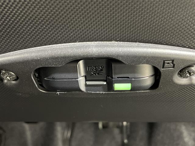 ライズ Ｇ　純正ナビ　パノラミックビューモニター　ブラインドスポットモニター　スマートアシスト　充電用ＵＳＢポート　スペアキー１本　前後ドライブレコーダー　ビルトインＥＴＣ２．０　純正フロアマット　純正ＡＷ（5枚目）