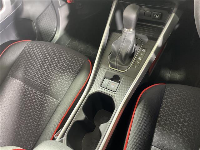 ライズ Ｇ　純正ナビ　パノラミックビューモニター　ブラインドスポットモニター　スマートアシスト　充電用ＵＳＢポート　スペアキー１本　前後ドライブレコーダー　ビルトインＥＴＣ２．０　純正フロアマット　純正ＡＷ（16枚目）