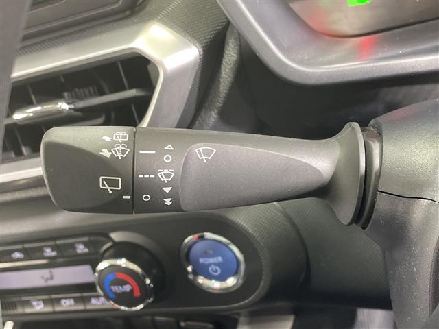 ライズ Ｇ　純正ナビ　パノラミックビューモニター　ブラインドスポットモニター　スマートアシスト　充電用ＵＳＢポート　スペアキー１本　前後ドライブレコーダー　ビルトインＥＴＣ２．０　純正フロアマット　純正ＡＷ（19枚目）