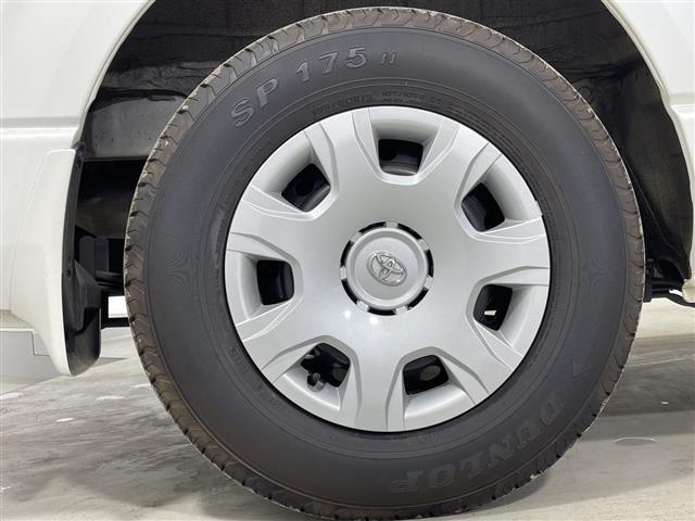 ハイエースバン スーパーＧＬ　ダーク　プライムＩＩ　純正ナビ　トヨタセーフティセンス　両側パワスラ　パノラミックビューモニター　１００Ｖ電源　ハーフレザーシート　フルフラットシート　スペアキー１本　ビルトインＥＴＣ　フロアマット有　ＬＥＤヘッドライト（41枚目）