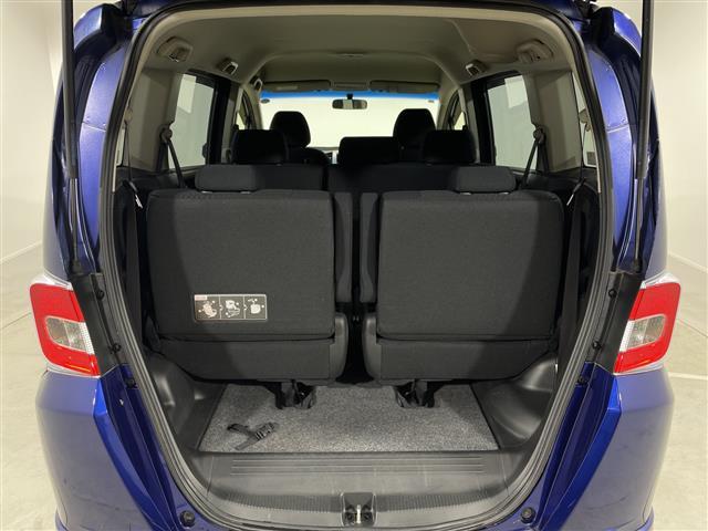 フリードハイブリッド ジャストセレクション　純正ナビ　両側スライドドア　バックカメラ　ＥＴＣ　クルーズコントロール　スマートキー　純正１５インチＡＷ　横滑り防止装置　アイドリングストップ　オートライト　電格格納ミラー　フロアマット（25枚目）