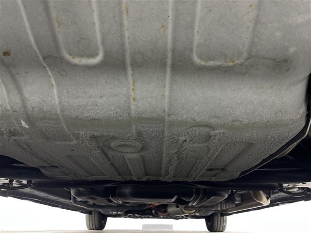 フリードハイブリッド ジャストセレクション　純正ナビ　両側スライドドア　バックカメラ　ＥＴＣ　クルーズコントロール　スマートキー　純正１５インチＡＷ　横滑り防止装置　アイドリングストップ　オートライト　電格格納ミラー　フロアマット（43枚目）