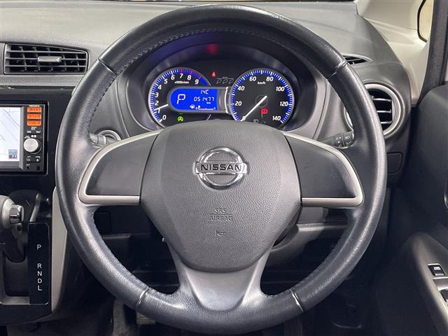 デイズ ハイウェイスター　Ｖセレクション＋セーフティ　純正ナビ　スマートキー　純正１４インチ　衝突被害軽減システム　盗難防止システム　アイドリングストップ　フォグランプ　ウィンカーミラー　電格格納ミラー　プッシュスタート　フロアマット　スペアキー（4枚目）