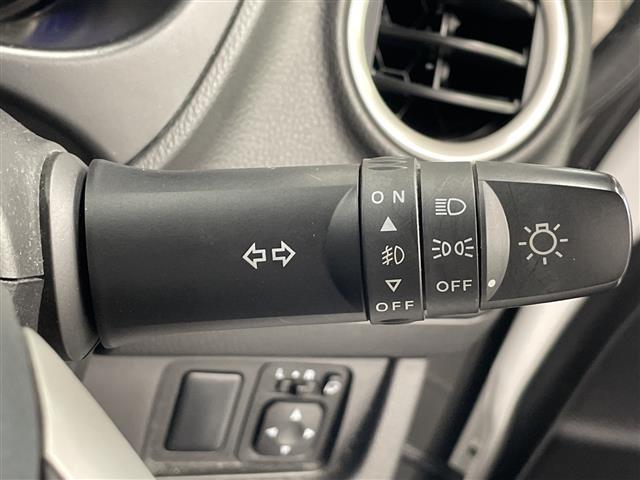 デイズ ハイウェイスター　Ｖセレクション＋セーフティ　純正ナビ　スマートキー　純正１４インチ　衝突被害軽減システム　盗難防止システム　アイドリングストップ　フォグランプ　ウィンカーミラー　電格格納ミラー　プッシュスタート　フロアマット　スペアキー（17枚目）