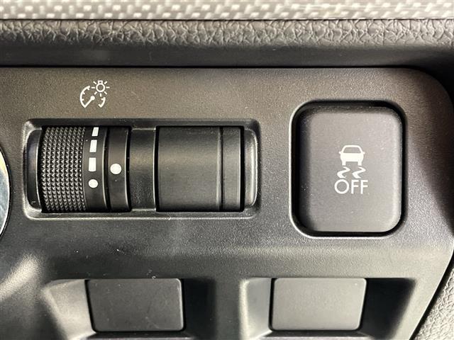 レヴォーグ １．６ＧＴ－Ｓアイサイト　ＳＴｉエアロ（Ｆ／Ｓ／Ｒ）　社外グリル　アドバンスドセーフティＰＫＧ　社外７型ナビ　Ｂカメラ　左サイドカメラ　フルセグＴＶ　Ｂｌｕｅｔｏｏｔｈ　アイサイト　前席パワーシート　ＡＣＣ　ＥＴＣ（19枚目）