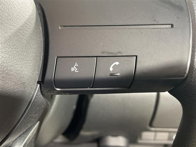 ノート Ｓ　純正９型ナビ　バックカメラ　ＬＥＤヘッドライト　ＥＴＣ　ドラレコ　エマージェンシーブレーキ　フォグランプ　フルセグ　インテリジェントキー　純正フロアマット　取扱説明書　保証書　ブレーキオートホールド（8枚目）