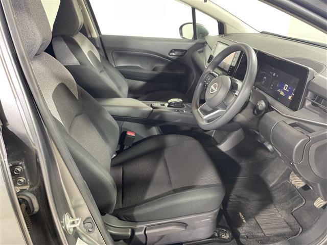 ノート Ｓ　純正９型ナビ　バックカメラ　ＬＥＤヘッドライト　ＥＴＣ　ドラレコ　エマージェンシーブレーキ　フォグランプ　フルセグ　インテリジェントキー　純正フロアマット　取扱説明書　保証書　ブレーキオートホールド（22枚目）