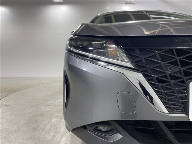 ノート Ｓ　純正９型ナビ　バックカメラ　ＬＥＤヘッドライト　ＥＴＣ　ドラレコ　エマージェンシーブレーキ　フォグランプ　フルセグ　インテリジェントキー　純正フロアマット　取扱説明書　保証書　ブレーキオートホールド（37枚目）