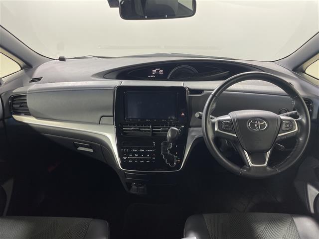 エスティマ アエラス　プレミアム　大型ムーンルーフ　純正９型ナビ　フルセグＴＶ　Ｂｌｕｅｔｏｏｔｈ対応　ドライブレコーダー　ビルトインＥＴＣ　両側パワースライドドア　ハーフレザーシート　キャプテンシート　純正ＬＥＤランプ　フォグランプ（2枚目）