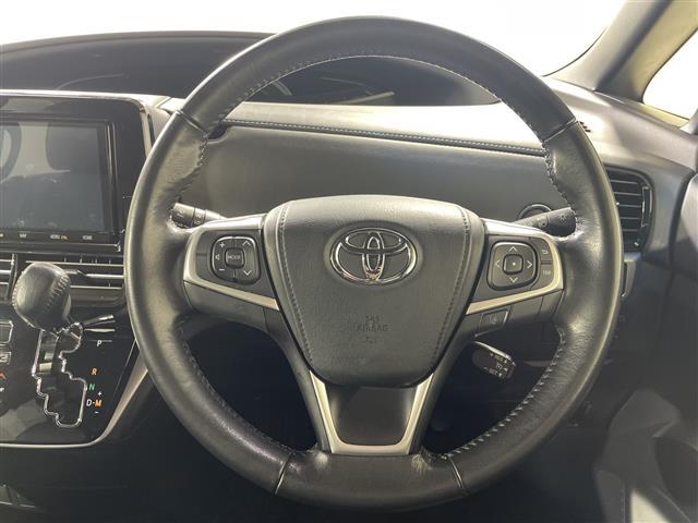 エスティマ アエラス　プレミアム　大型ムーンルーフ　純正９型ナビ　フルセグＴＶ　Ｂｌｕｅｔｏｏｔｈ対応　ドライブレコーダー　ビルトインＥＴＣ　両側パワースライドドア　ハーフレザーシート　キャプテンシート　純正ＬＥＤランプ　フォグランプ（11枚目）