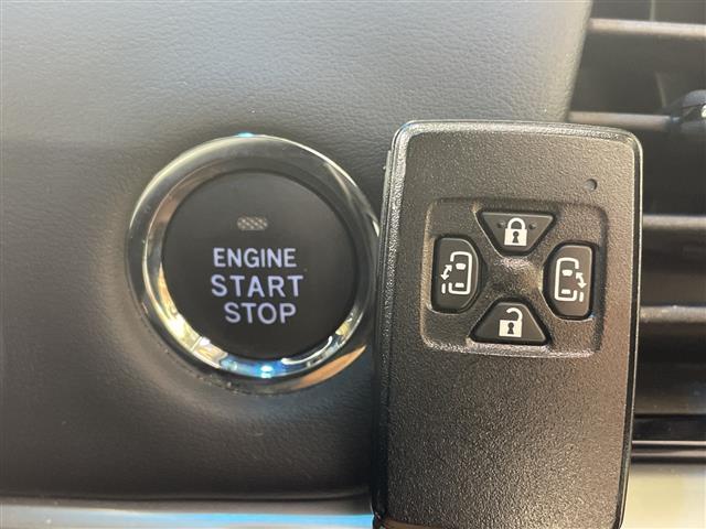 エスティマ アエラス　プレミアム　大型ムーンルーフ　純正９型ナビ　フルセグＴＶ　Ｂｌｕｅｔｏｏｔｈ対応　ドライブレコーダー　ビルトインＥＴＣ　両側パワースライドドア　ハーフレザーシート　キャプテンシート　純正ＬＥＤランプ　フォグランプ（22枚目）