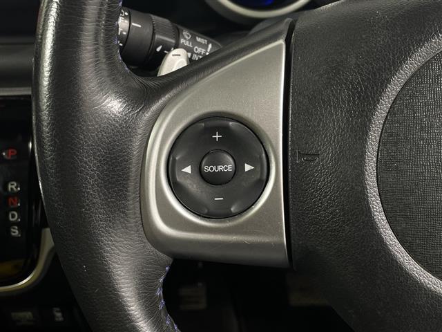 N-BOXカスタム G ターボSSブラックスタイルパッケージ 社外7インチナビ バックカメラ クルコン 両側パワースライドドア ハーフレザーシート ヒートシーター LED ビルトインETC フロアマット ウィンカーミラー フォグランプ 純正15インチAW(11枚目)