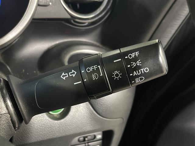 N-BOXカスタム G ターボSSブラックスタイルパッケージ 社外7インチナビ バックカメラ クルコン 両側パワースライドドア ハーフレザーシート ヒートシーター LED ビルトインETC フロアマット ウィンカーミラー フォグランプ 純正15インチAW(23枚目)