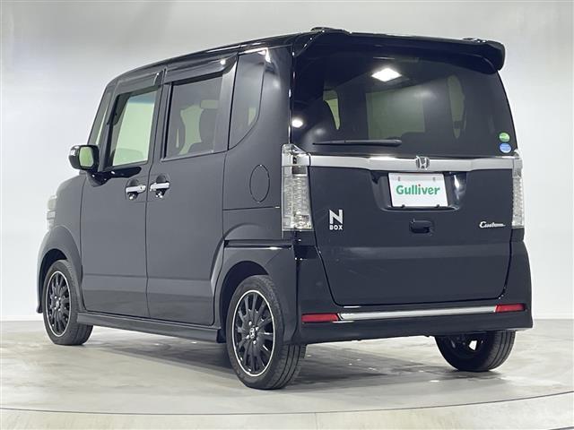 N-BOXカスタム G ターボSSブラックスタイルパッケージ 社外7インチナビ バックカメラ クルコン 両側パワースライドドア ハーフレザーシート ヒートシーター LED ビルトインETC フロアマット ウィンカーミラー フォグランプ 純正15インチAW(35枚目)
