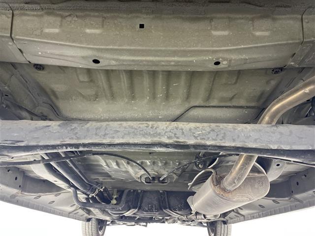 N-BOXカスタム G ターボSSブラックスタイルパッケージ 社外7インチナビ バックカメラ クルコン 両側パワースライドドア ハーフレザーシート ヒートシーター LED ビルトインETC フロアマット ウィンカーミラー フォグランプ 純正15インチAW(43枚目)