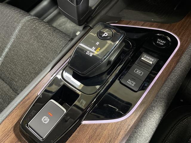 オーラ G 純正ナビ プロパイロット BOSEパーソナルプラスサウンドシステム 全周囲カメラ デジタルインナーミラー ハーフレザー ビルトインETC2.0 前側ドライブレコーダー 電動パーキングブレーキ 純正AW(18枚目)