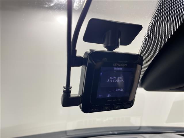 ＣＸ－８ ＸＤ　Ｌパッケージ　ワンオーナー　純正ナビ　全周囲カメラ　ステアリングヒーター　前席シートヒーター　前席パワーシート　運転席メモリーシート　前席シートベンチレーション　キャプテンシート　スペアキー１本　純正フロアマット（9枚目）