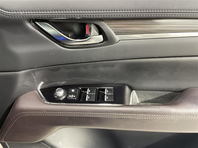 ＣＸ－８ ＸＤ　Ｌパッケージ　ワンオーナー　純正ナビ　全周囲カメラ　ステアリングヒーター　前席シートヒーター　前席パワーシート　運転席メモリーシート　前席シートベンチレーション　キャプテンシート　スペアキー１本　純正フロアマット（23枚目）