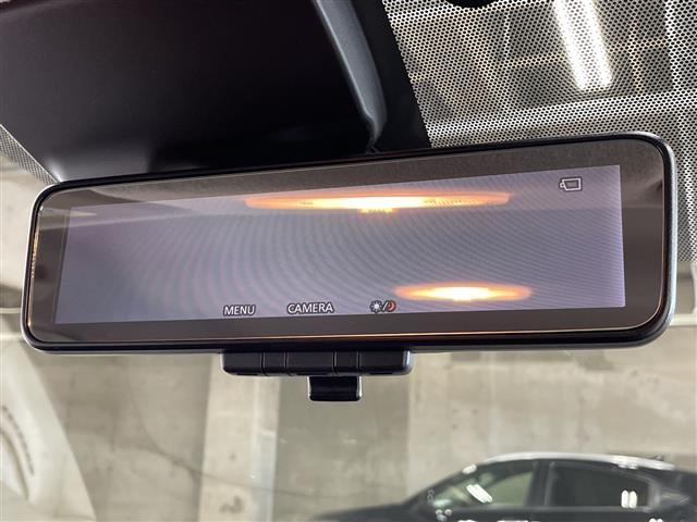 ノート ｅ－パワー　Ｘ　純正ナビ　全周囲カメラ　バックカメラ　ＥＴＣ　純正ドライブレコーダー　純正フロアマット　ステアリングスイッチ　デジタルインナーミラー　プッシュスタート　スマートキー　スペアキー１本　ＬＥＤヘッドライト（5枚目）